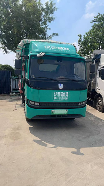 长沙绿色慧莲汽车服务有限公司  4.2电高栏货车