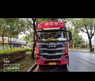 杨涛个人车辆9.6厢车